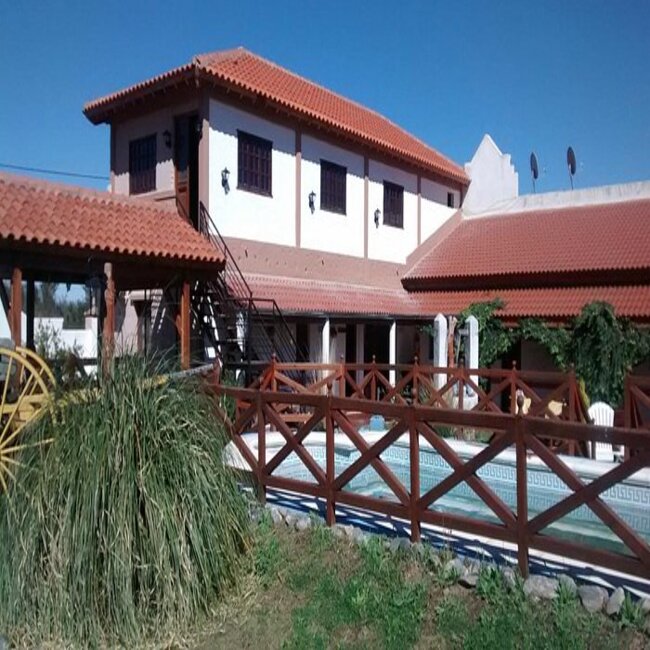 Hosteria Manatial Carpintería