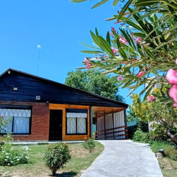 LA CASA DE LAS FLORES